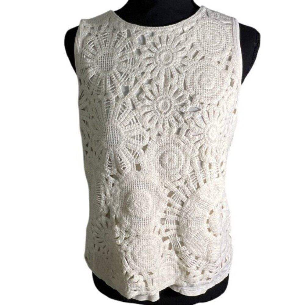 Pretty crocheted top‎ size M Medium from Maurices